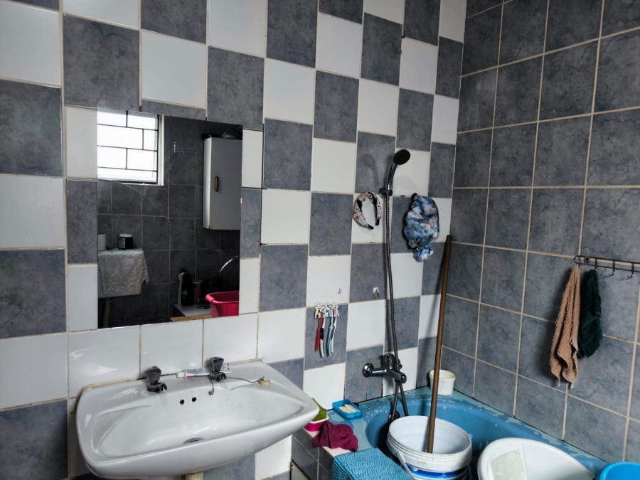 3 Bedroom Property for Sale in Lavender Hill Western Cape